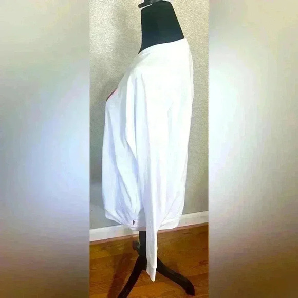 Levis Women's Relaxed Graphic Logo Crew Sweatshirt White In Size Medium - Picture 2 of 5